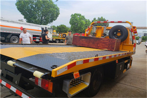 西塞山附近拖车电话号码服务